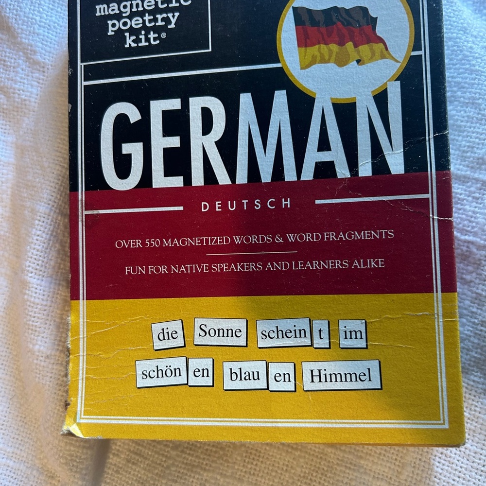 Magnetic poetry kit in German Edition - 550 magnets NWT